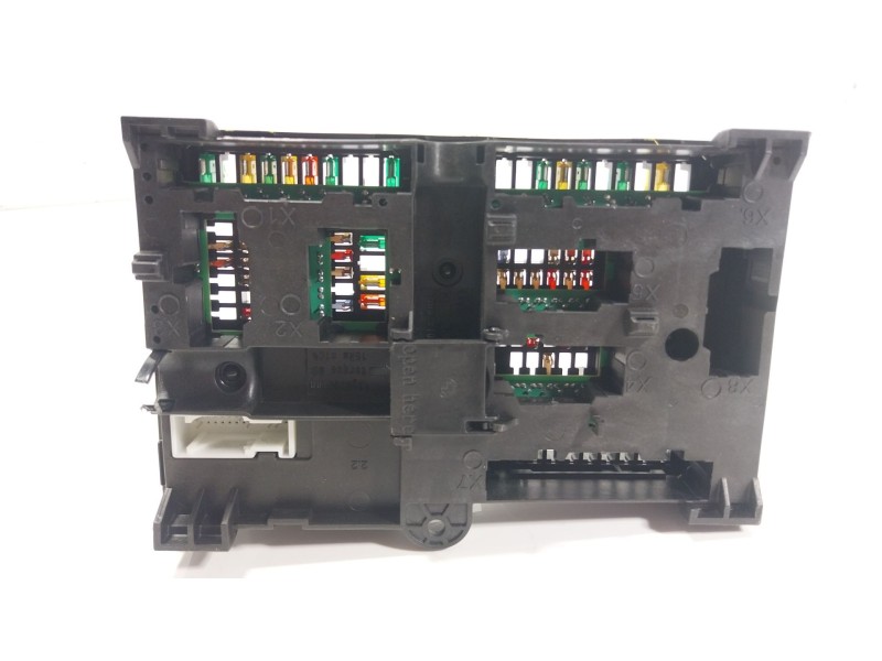 Recambio de caja reles / fusibles para bmw 5 (g30, f90) 530 i mild-hybrid xdrive referencia OEM IAM 61148713127 61148713127 