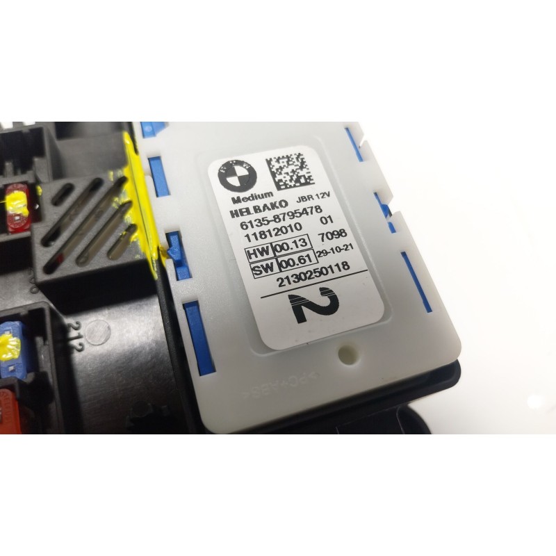 Recambio de caja reles / fusibles para bmw 5 (g30, f90) 530 i mild-hybrid xdrive referencia OEM IAM 61148713127 61148713127 