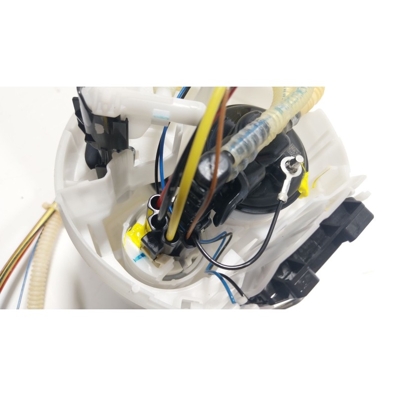 Recambio de aforador para bmw 5 (g30, f90) 530 i mild-hybrid xdrive referencia OEM IAM 16119468602 7401428 