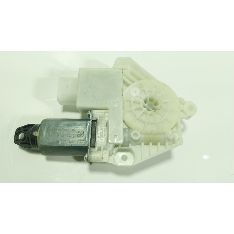 Recambio de motor elevalunas trasero derecho para bmw 5 (g30, f90) 530 i mild-hybrid xdrive referencia OEM IAM 51357455084 74550