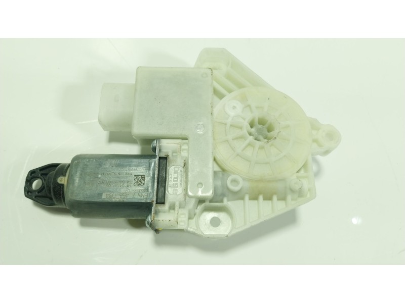Recambio de motor elevalunas trasero derecho para bmw 5 (g30, f90) 530 i mild-hybrid xdrive referencia OEM IAM 51357455084 74550