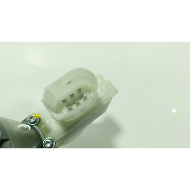 Recambio de motor elevalunas trasero derecho para bmw 5 (g30, f90) 530 i mild-hybrid xdrive referencia OEM IAM 51357455084 74550