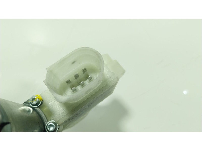 Recambio de motor elevalunas trasero derecho para bmw 5 (g30, f90) 530 i mild-hybrid xdrive referencia OEM IAM 51357455084 74550