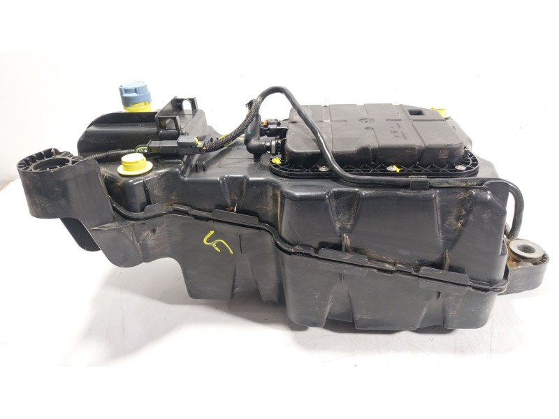 Recambio de deposito aditivo para peugeot partner tepee 1.6 bluehdi 100 referencia OEM IAM  P1001539 