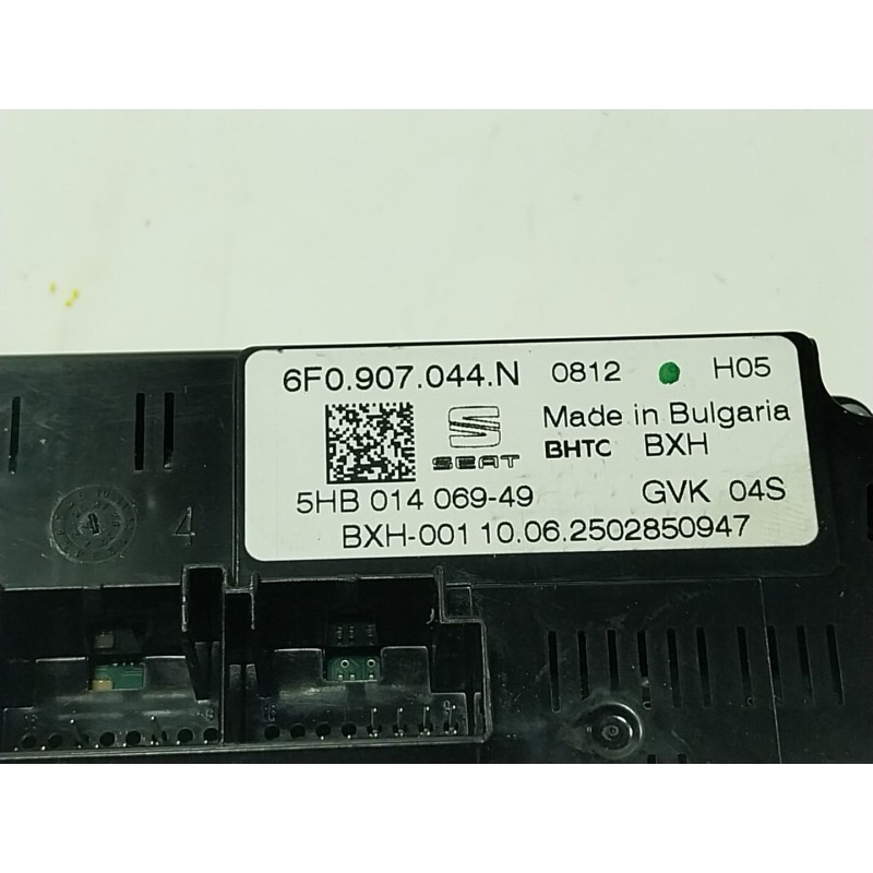 Recambio de mando climatizador para seat ibiza v (kj1, kjg) 1.0 tsi referencia OEM IAM   6F0907044N