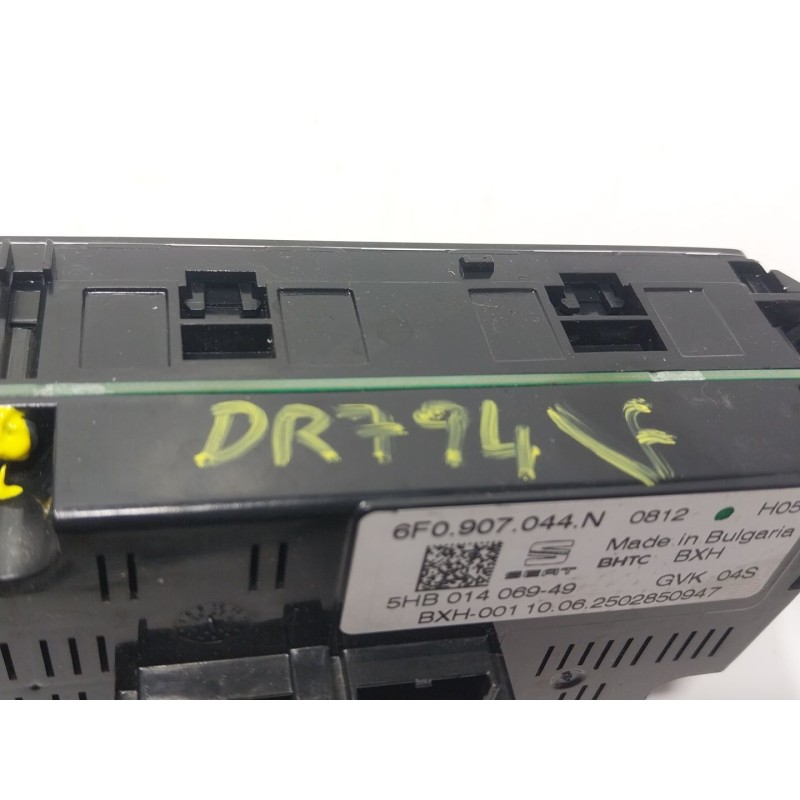 Recambio de mando climatizador para seat ibiza v (kj1, kjg) 1.0 tsi referencia OEM IAM   6F0907044N