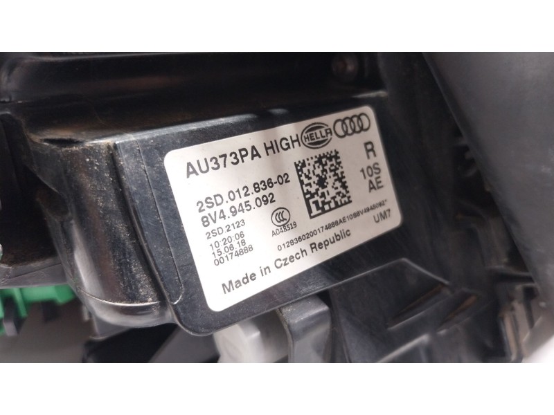 Recambio de piloto trasero derecho para audi a3 sportback (8va, 8vf) 35 tfsi referencia OEM IAM 8V4945092 8V4945092 