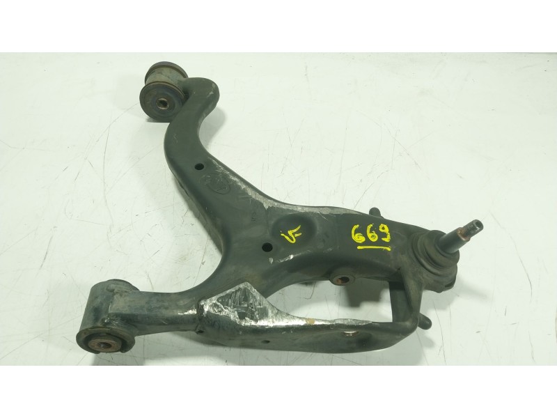 Recambio de brazo suspension inferior delantero derecho para land rover discovery iv (l319) 2.7 td 4x4 referencia OEM IAM LR0141