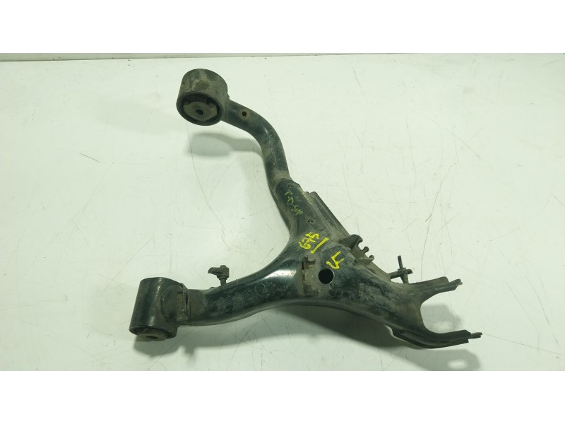 Recambio de brazo suspension superior trasero derecho para land rover discovery iv (l319) 2.7 td 4x4 referencia OEM IAM LR010523