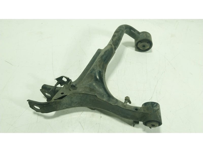Recambio de brazo suspension superior trasero derecho para land rover discovery iv (l319) 2.7 td 4x4 referencia OEM IAM LR010523