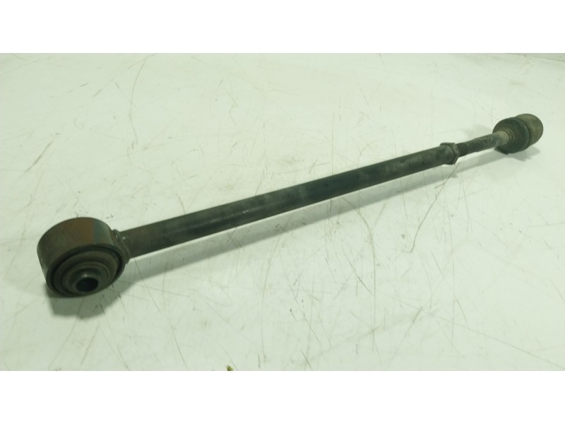 Recambio de brazo suspension inferior trasero derecho para land rover discovery iv (l319) 2.7 td 4x4 referencia OEM IAM LR019117