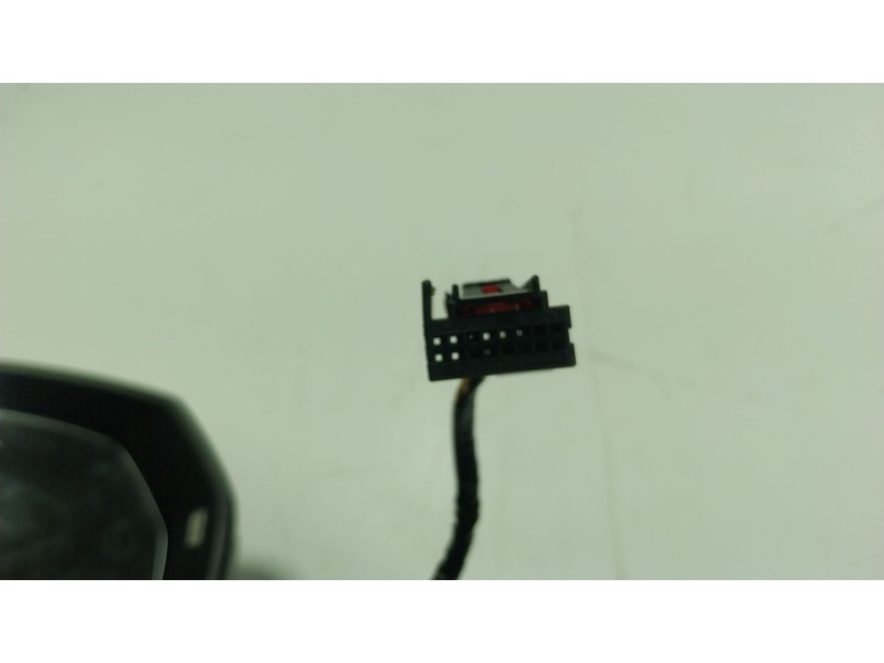 Recambio de espejo derecho para audi a3 sportback (8va, 8vf) 35 tfsi referencia OEM IAM 8V1857410T  