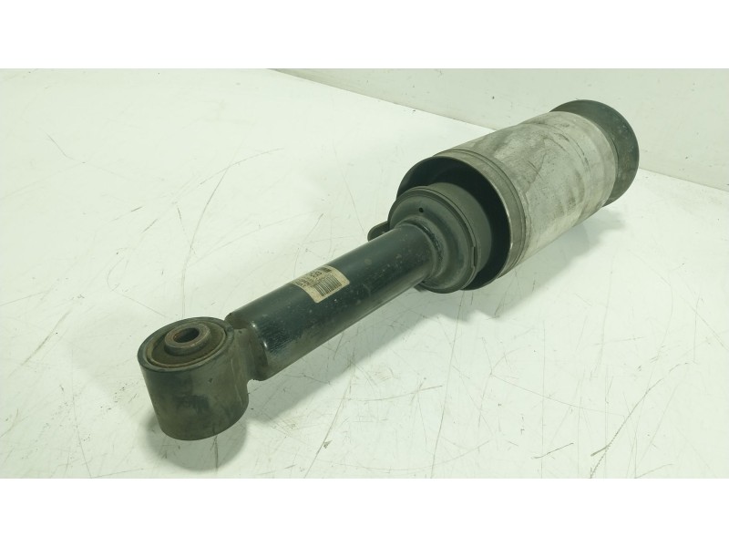 Recambio de amortiguador delantero derecho para land rover discovery iv (l319) 2.7 td 4x4 referencia OEM IAM LR018398 22250005 