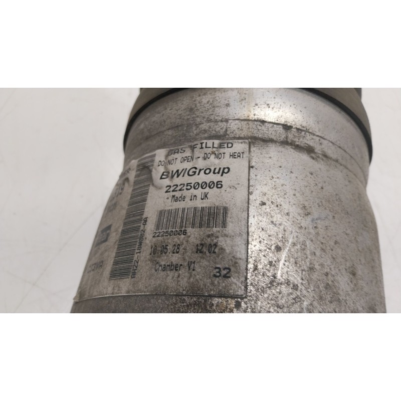 Recambio de amortiguador trasero derecho para land rover discovery iv (l319) 2.7 td 4x4 referencia OEM IAM LR014195 22250006 