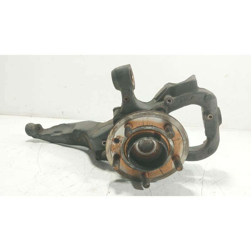 Recambio de mangueta delantera derecha para land rover discovery iv (l319) 2.7 td 4x4 referencia OEM IAM LR014140  