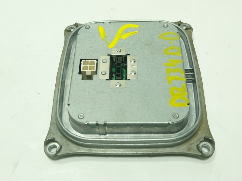 Recambio de centralita faros xenon para bmw x5 (e70) 3.0 d referencia OEM IAM 63117182520  1307329153