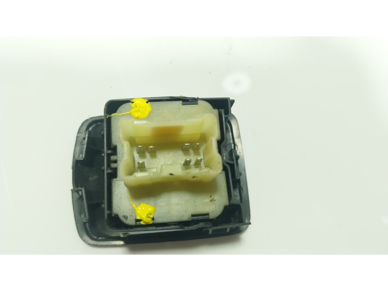 Recambio de mando elevalunas delantero izquierdo para dacia dokker furgoneta/monovolumen 1.6 referencia OEM IAM  254110431R 