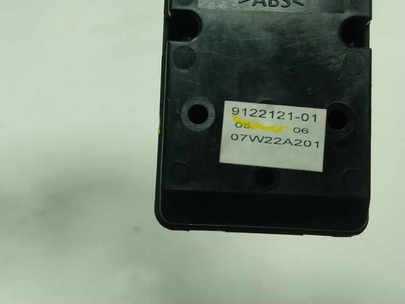 Recambio de mando elevalunas delantero izquierdo para bmw x5 (e70) 3.0 d referencia OEM IAM 61319218044 912212101 