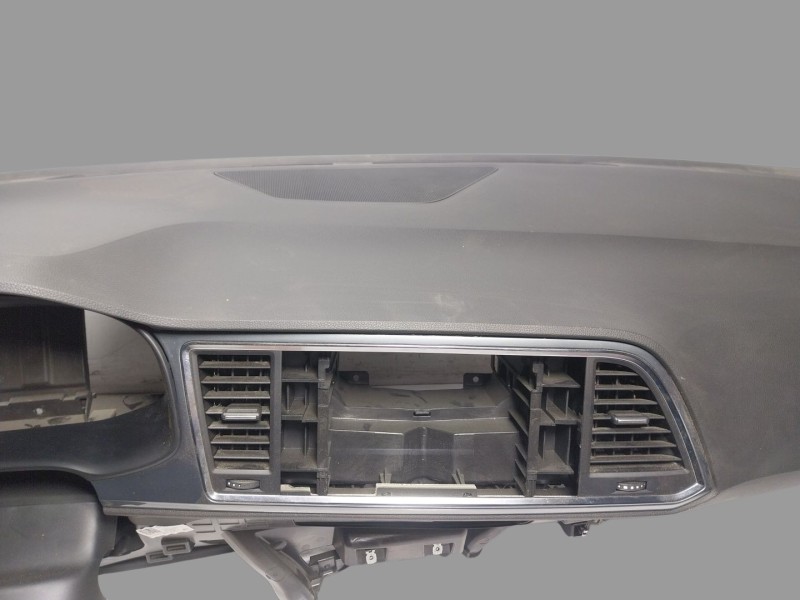 Recambio de salpicadero para seat ateca (kh7, khp) 1.5 tsi referencia OEM IAM   