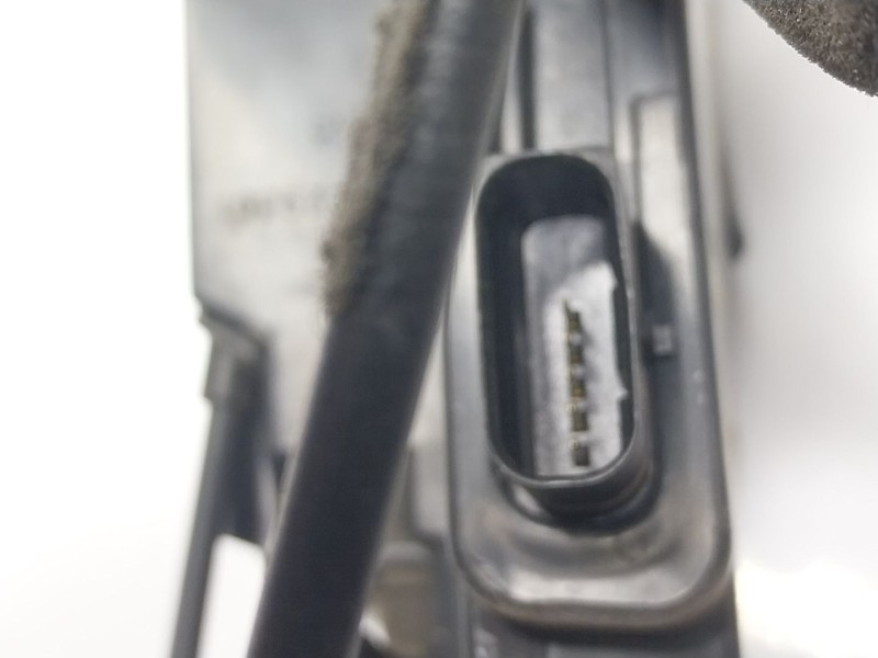 Recambio de cerradura puerta delantera derecha para iveco daily vi furgoneta 33s15, 35s15, 35c15 referencia OEM IAM 5801529302  