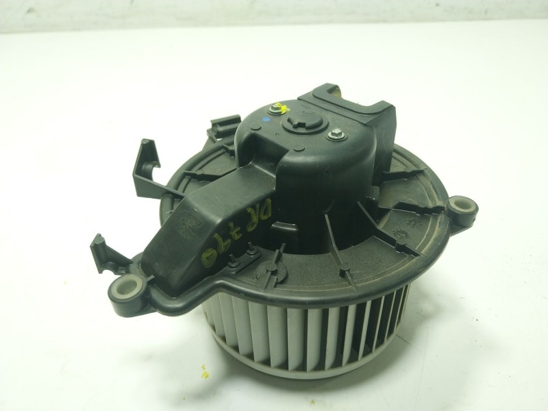 Recambio de motor calefaccion para iveco daily vi furgoneta 33s15, 35s15, 35c15 referencia OEM IAM 42569366  