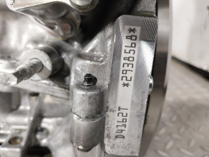 Recambio de motor completo para volvo v40 hatchback (525) d2 referencia OEM IAM 36001413 D4162T 