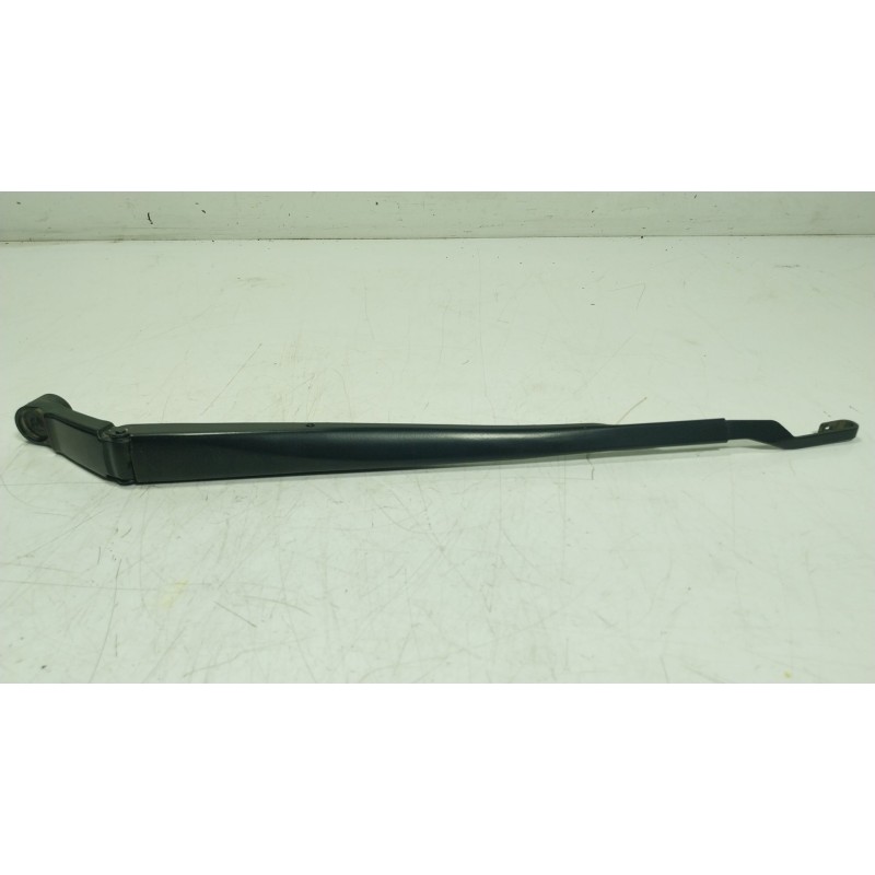 Recambio de brazo limpia delantero derecho para toyota land cruiser prado (_j15_) 2.8 d-4d (gdj150_, gdj155_, gdj150) referencia