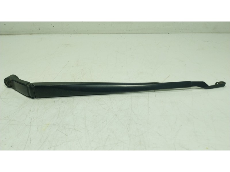 Recambio de brazo limpia delantero derecho para toyota land cruiser prado (_j15_) 2.8 d-4d (gdj150_, gdj155_, gdj150) referencia