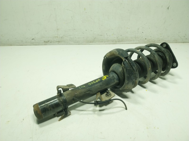 Recambio de amortiguador delantero izquierdo para ford kuga i 2.0 tdci referencia OEM IAM   