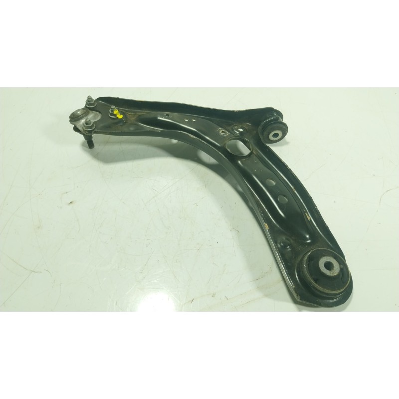 Recambio de brazo suspension inferior delantero derecho para seat leon sportstourer (kl8) fr referencia OEM IAM   