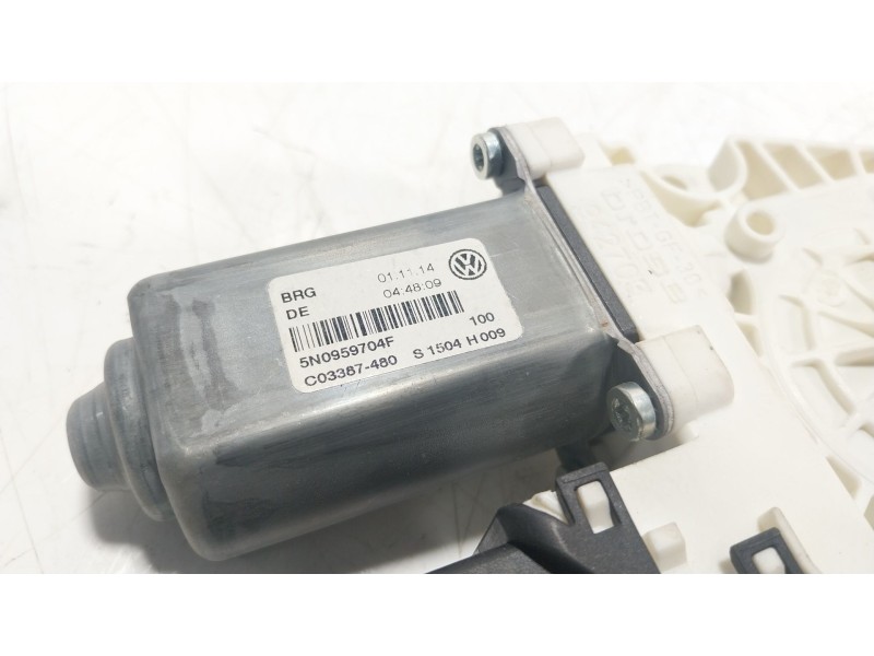Recambio de motor elevalunas trasero derecho para volkswagen tiguan (5n_) 2.0 tdi referencia OEM IAM  5N0959704F 