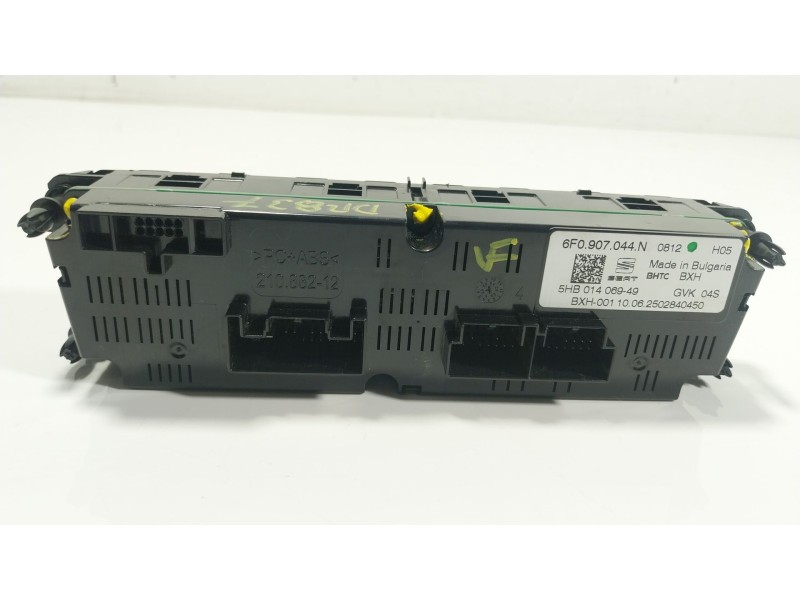 Recambio de mando climatizador para seat arona (kj7, kjp) 1.0 tgi referencia OEM IAM 6F0907044N 6F0907044N 