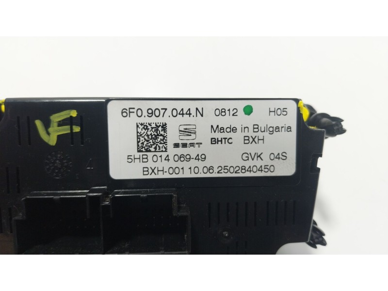 Recambio de mando climatizador para seat arona (kj7, kjp) 1.0 tgi referencia OEM IAM 6F0907044N 6F0907044N 