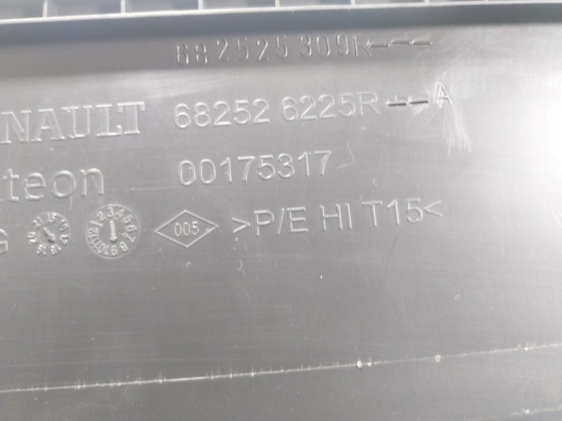 Recambio de guantera para renault kadjar (ha_, hl_) 1.3 tce 140 referencia OEM IAM 682526225R 682526225R 