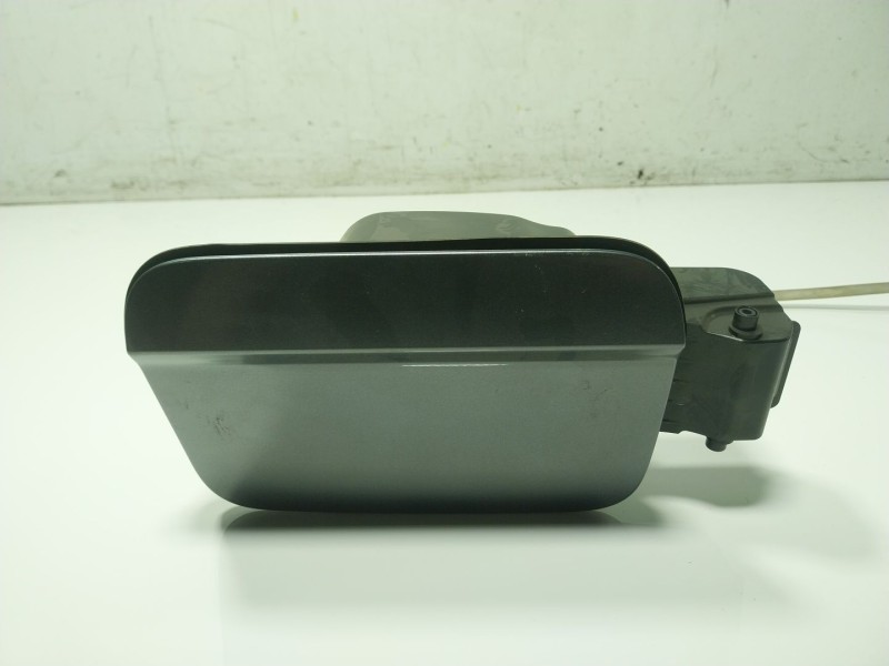 Recambio de tapa combustible para seat ateca (kh7, khp) 1.5 tsi referencia OEM IAM 575809909 575809702D 