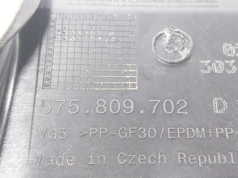 Recambio de tapa combustible para seat ateca (kh7, khp) 1.5 tsi referencia OEM IAM 575809909 575809702D 