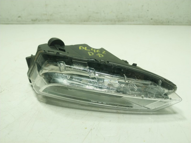 Recambio de faro antiniebla derecho para seat leon sportstourer (kl8) fr referencia OEM IAM  5F0941702C 