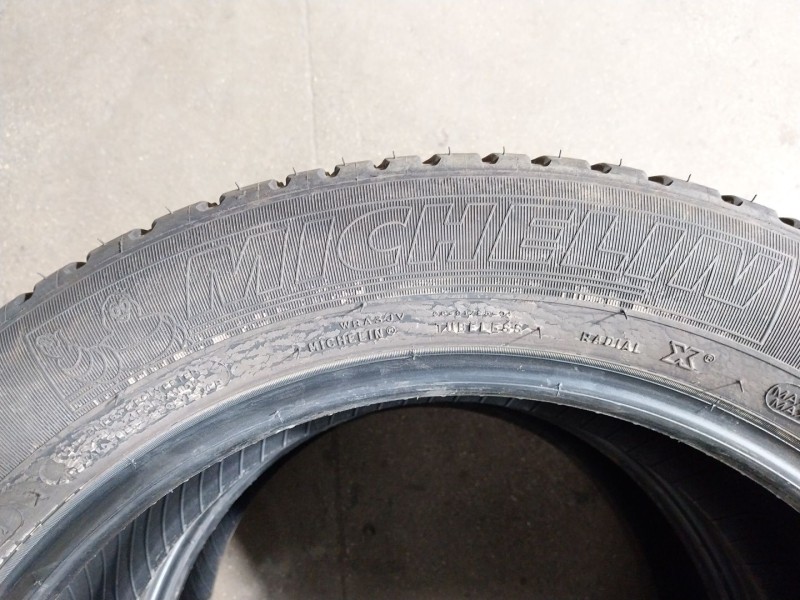 Recambio de neumatico para volvo xc60 ii (246) b4 mild-hybrid awd referencia OEM IAM   