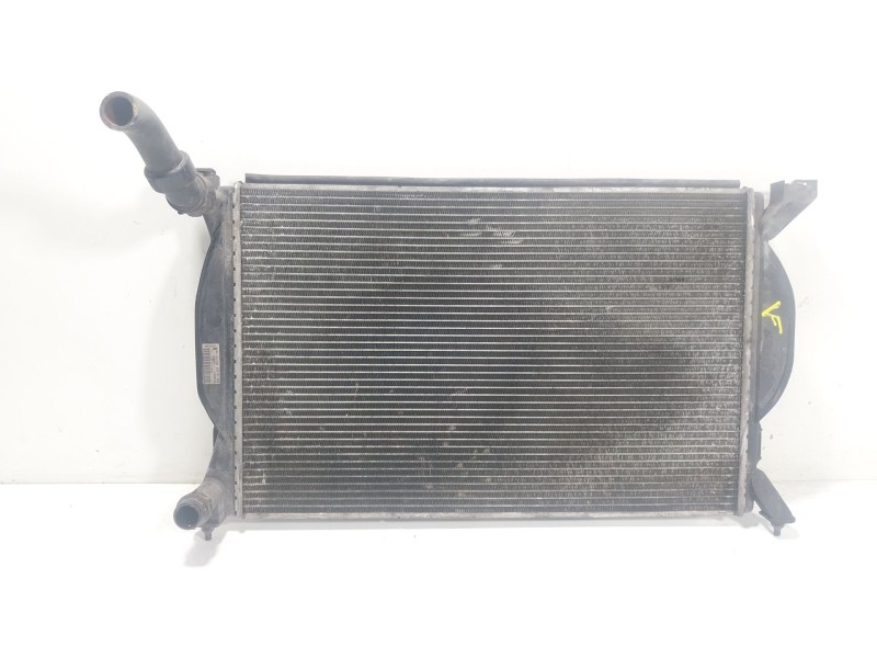 Recambio de radiador agua para volvo v70 i (875, 876) 2.4 referencia OEM IAM  8E0121251 