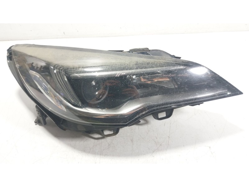 Recambio de faro derecho para opel astra k (b16) 1.6 cdti (68) referencia OEM IAM 39081893 7960400000 