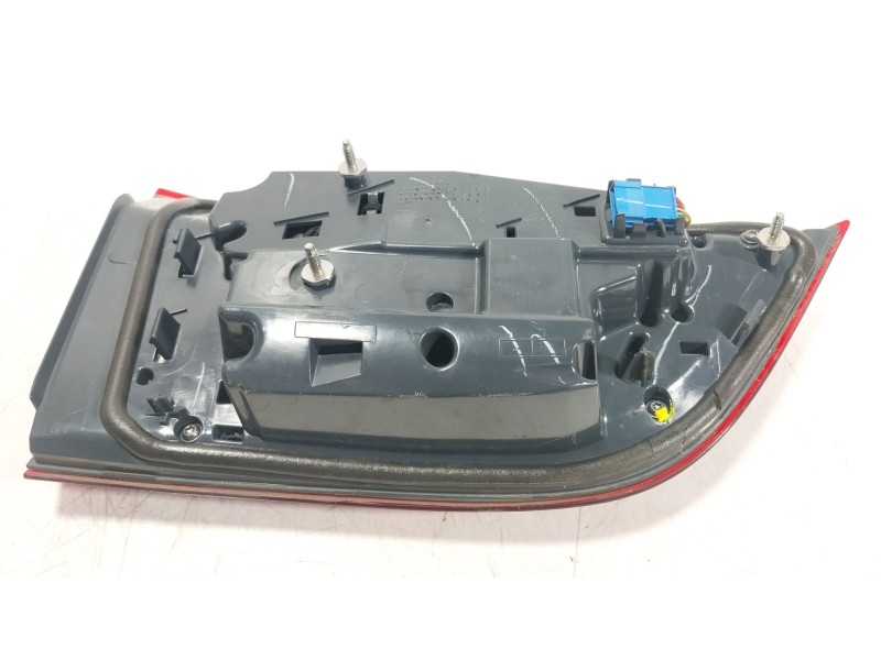 Recambio de piloto trasero derecho interior para bmw x5 (f15, f85) xdrive 40 d referencia OEM IAM  730127207 