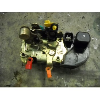 CERRADURA PUERTA DELANTERA IZQUIERDA 