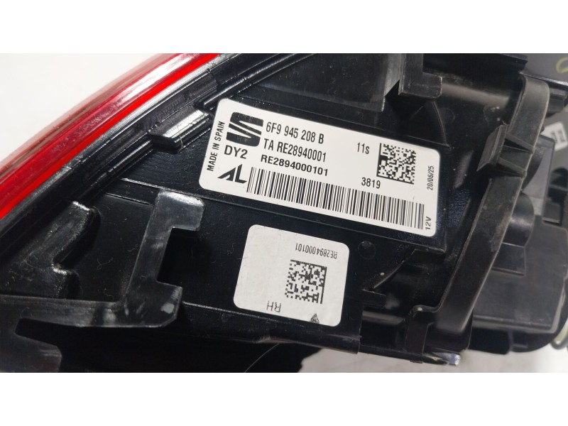 Recambio de piloto trasero derecho para seat arona (kj7, kjp) 1.0 tsi referencia OEM IAM  6F9945208B 