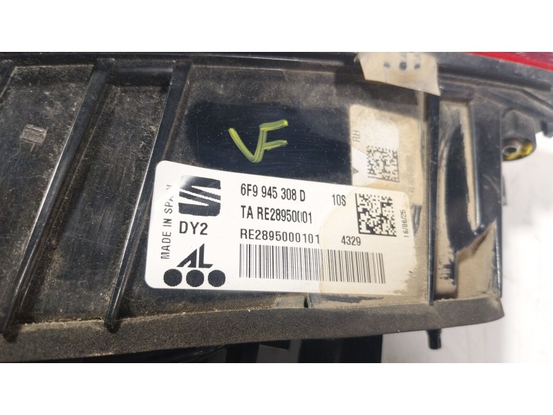 Recambio de piloto trasero derecho interior para seat arona (kj7, kjp) 1.0 tsi referencia OEM IAM  6F9945308D 