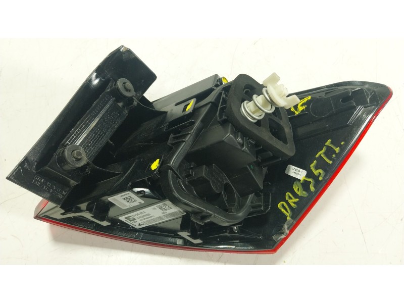 Recambio de piloto trasero izquierdo para seat arona (kj7, kjp) 1.0 tsi referencia OEM IAM  6F9945207B 