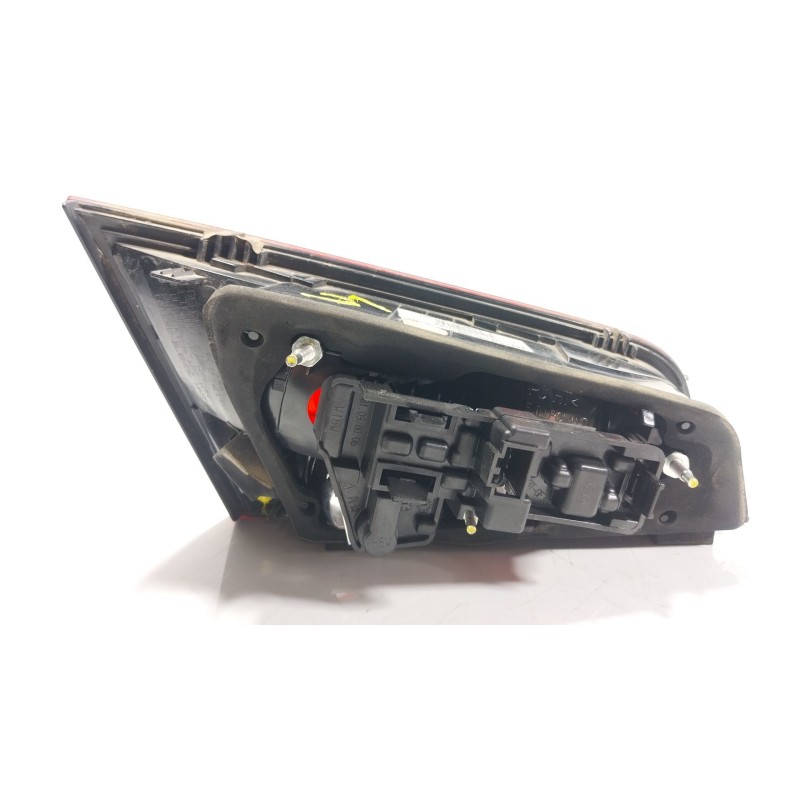 Recambio de piloto trasero derecho interior para audi a3 sportback (8va, 8vf) 1.4 tfsi referencia OEM IAM 8V4945094  8V4945094