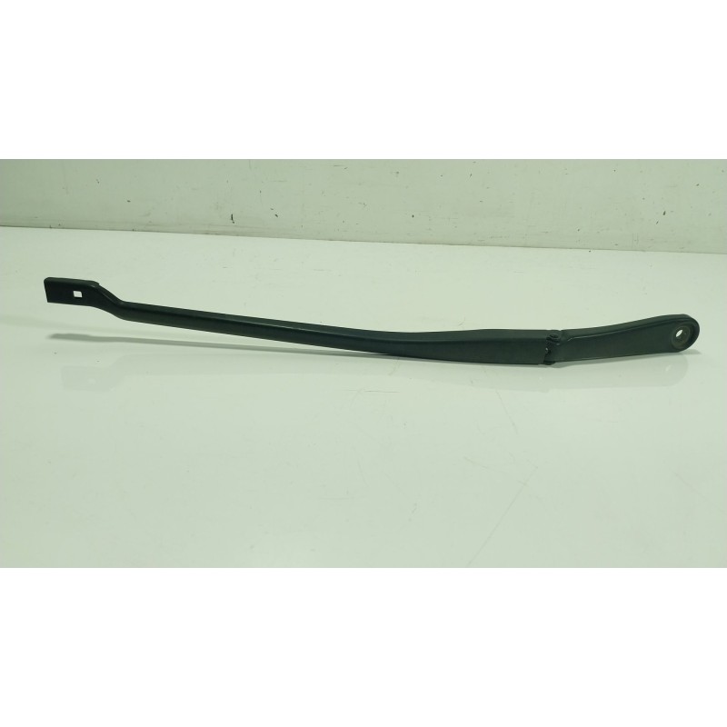 Recambio de brazo limpia delantero derecho para bmw 5 (g30, f90) 530 i mild-hybrid xdrive referencia OEM IAM 61619463866  