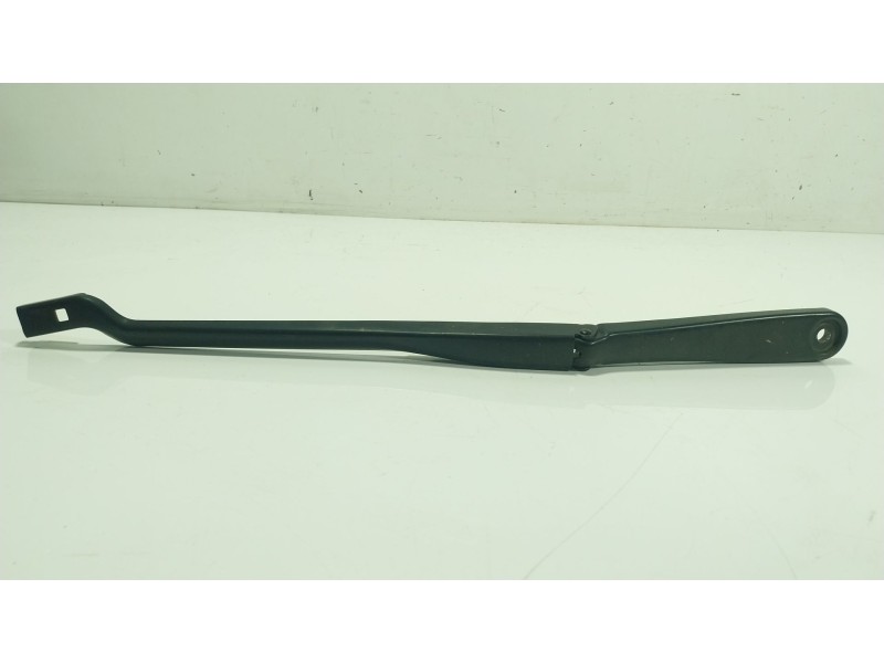 Recambio de brazo limpia delantero izquierdo para bmw 5 (g30, f90) 530 i mild-hybrid xdrive referencia OEM IAM 61619463860  
