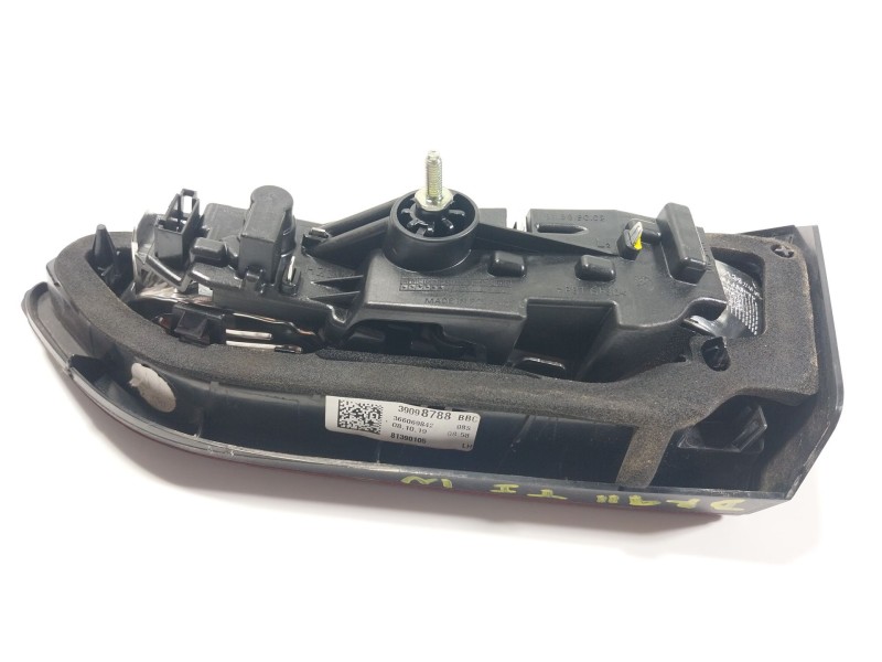 Recambio de piloto trasero izquierdo interior para opel astra k (b16) 1.2 turbo (68) referencia OEM IAM  39098788 