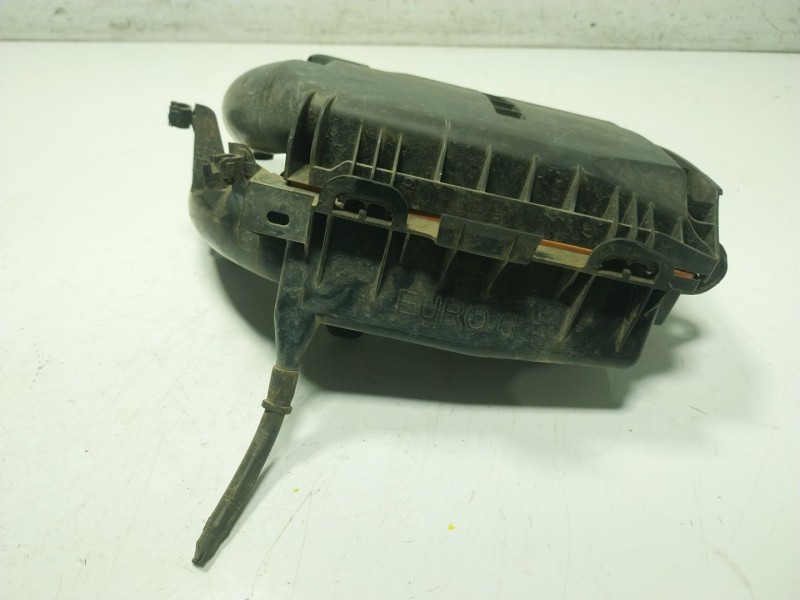 Recambio de filtro aire para peugeot partner tepee 1.6 bluehdi 100 referencia OEM IAM 9806561080 9806561080 